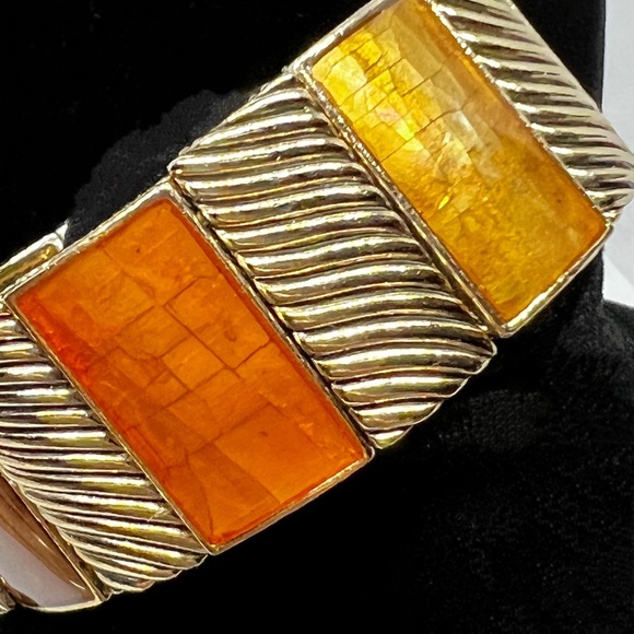 Vintage Crackled Mother of Pearl Shell Mosaic Resin Tiled Stretch Bracelet - Picture 6 of 7